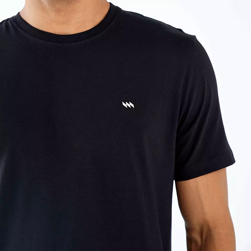 black-close black-close